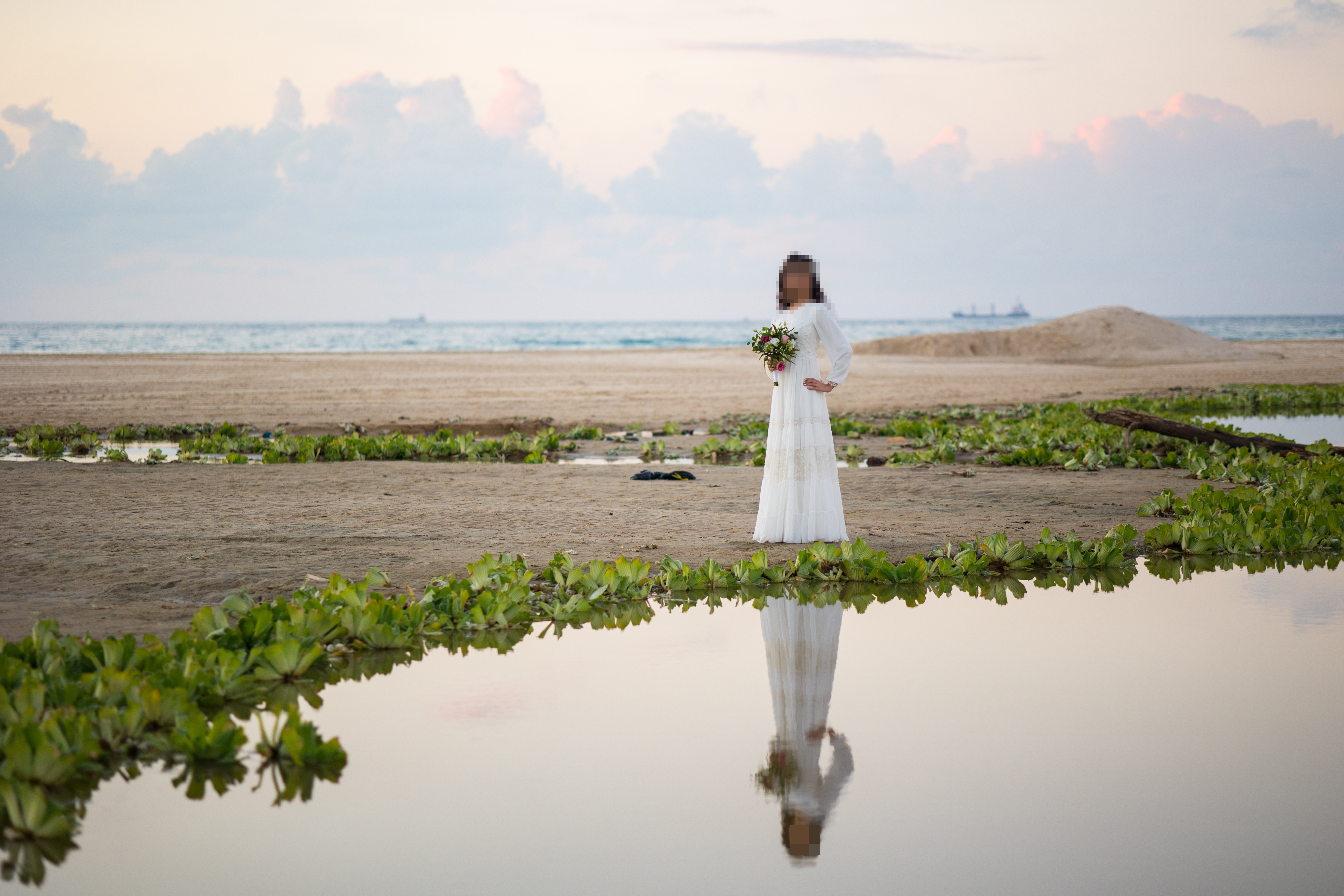 A bride beside the sea